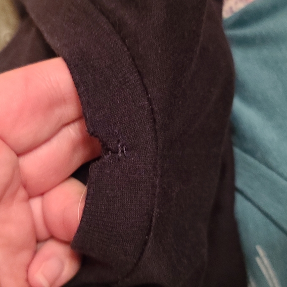 4 medium mens T-shirts - Picture 9 of 10